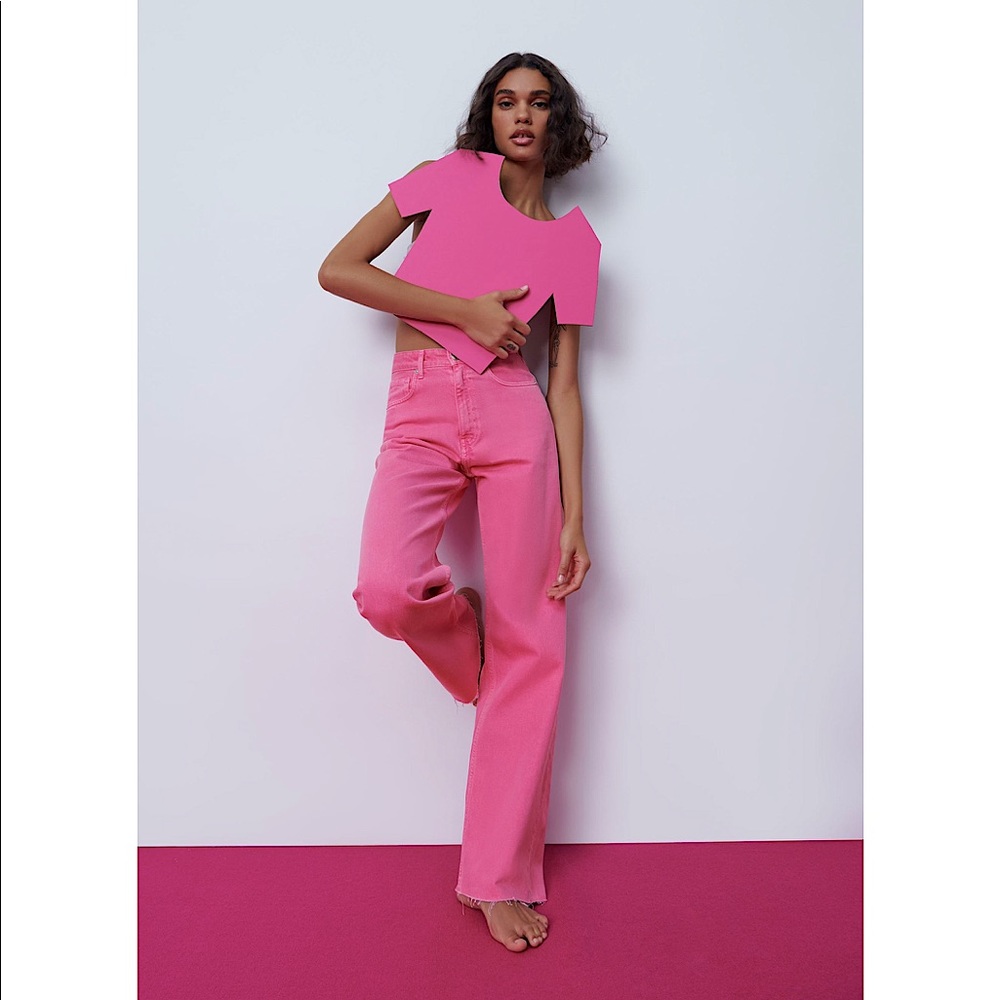 Zara Pink Hi Rise Wide Leg Jeans. NWT
